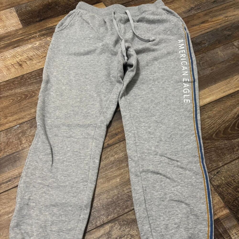 AMERICAN EAGLE OUTFITTERS Women's Grey Striped AVN Small Joggers Sweatpants